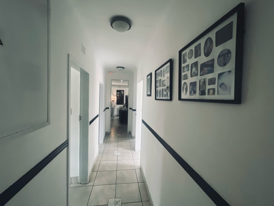 4 Bedroom Property for Sale in Dalpark Proper Gauteng