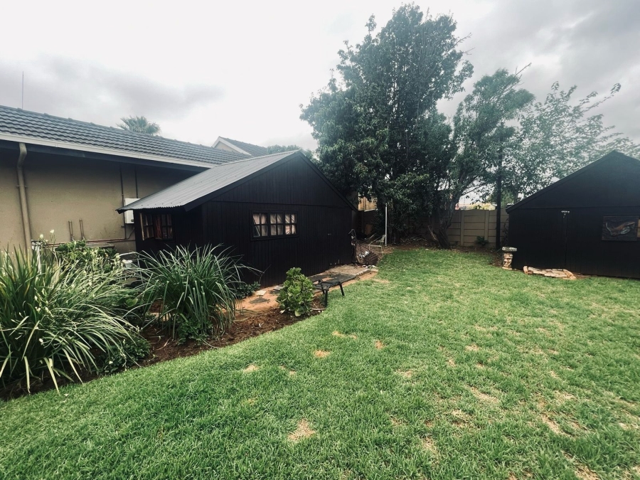 4 Bedroom Property for Sale in Dalpark Proper Gauteng