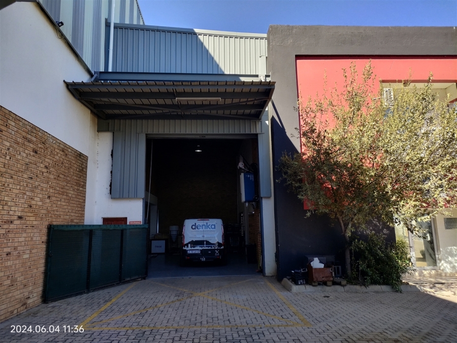 To Let Commercial Property for Rent in Lanseria Gauteng