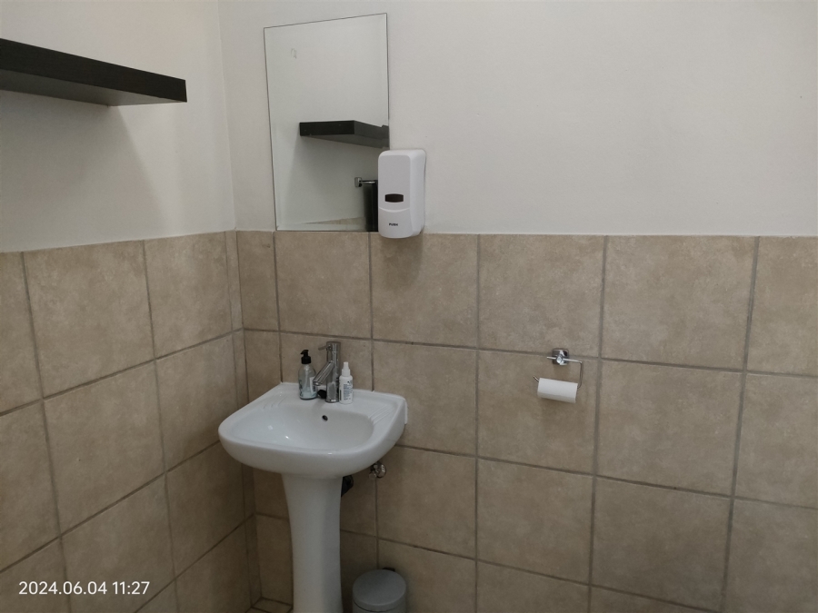 To Let Commercial Property for Rent in Lanseria Gauteng