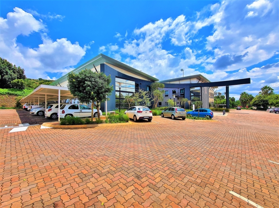 To Let Commercial Property for Rent in Strubensvallei Gauteng