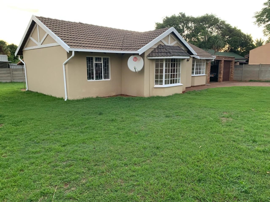3 Bedroom Property for Sale in Leachville Gauteng