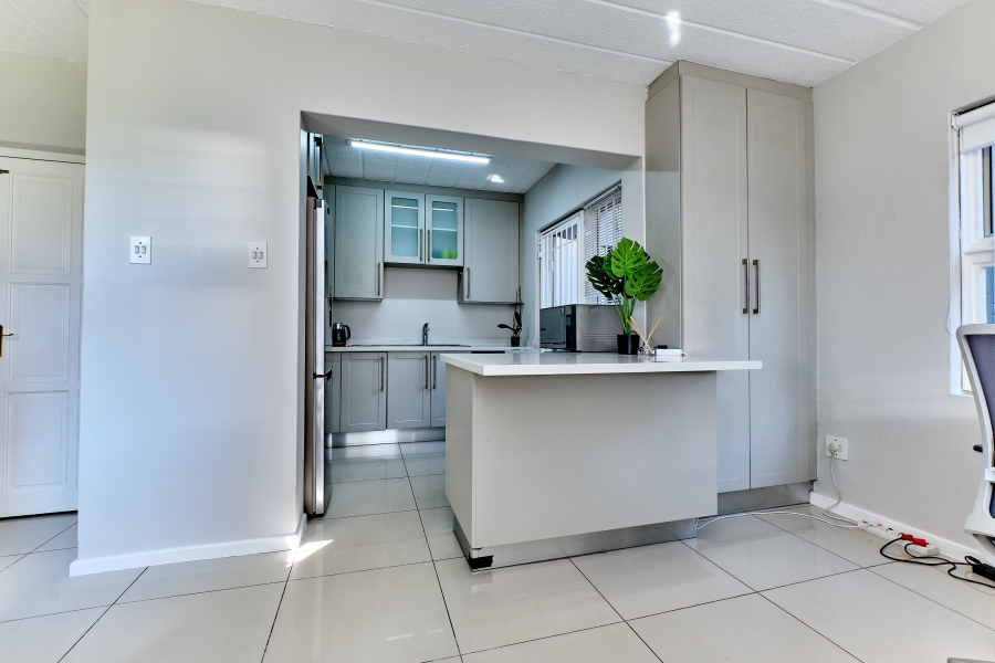 2 Bedroom Property for Sale in Morningside Gauteng