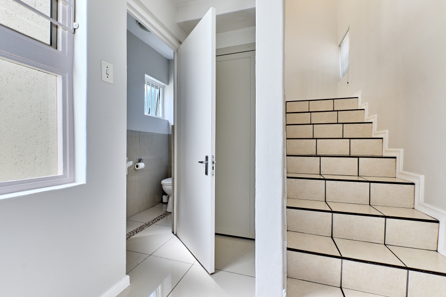 2 Bedroom Property for Sale in Morningside Gauteng