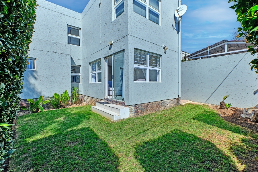 2 Bedroom Property for Sale in Morningside Gauteng