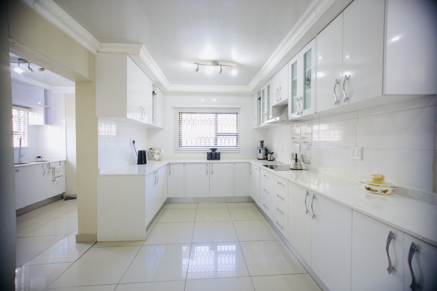 4 Bedroom Property for Sale in Selcourt Gauteng