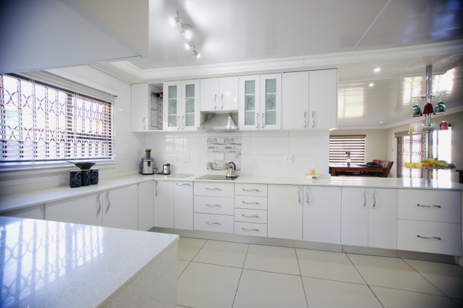 4 Bedroom Property for Sale in Selcourt Gauteng