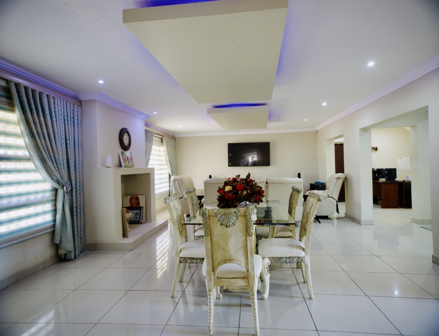 4 Bedroom Property for Sale in Selcourt Gauteng