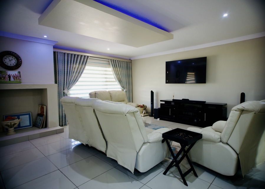 4 Bedroom Property for Sale in Selcourt Gauteng