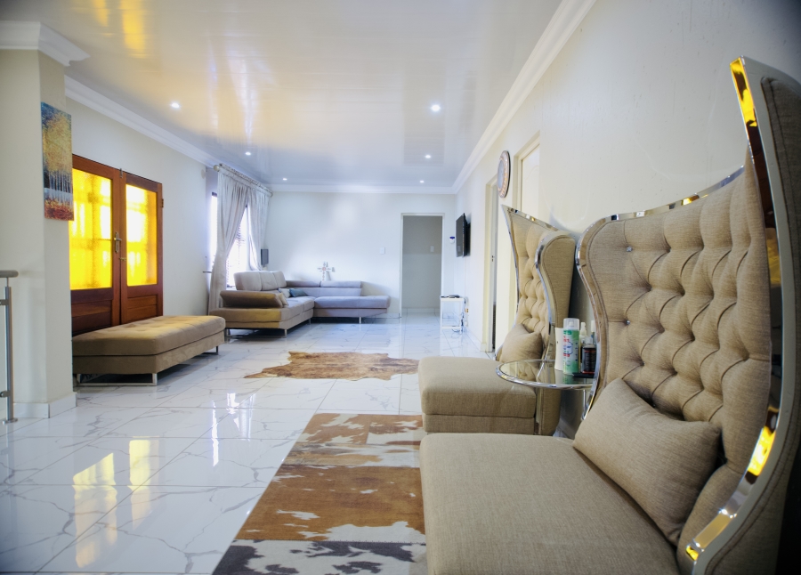 4 Bedroom Property for Sale in Selcourt Gauteng