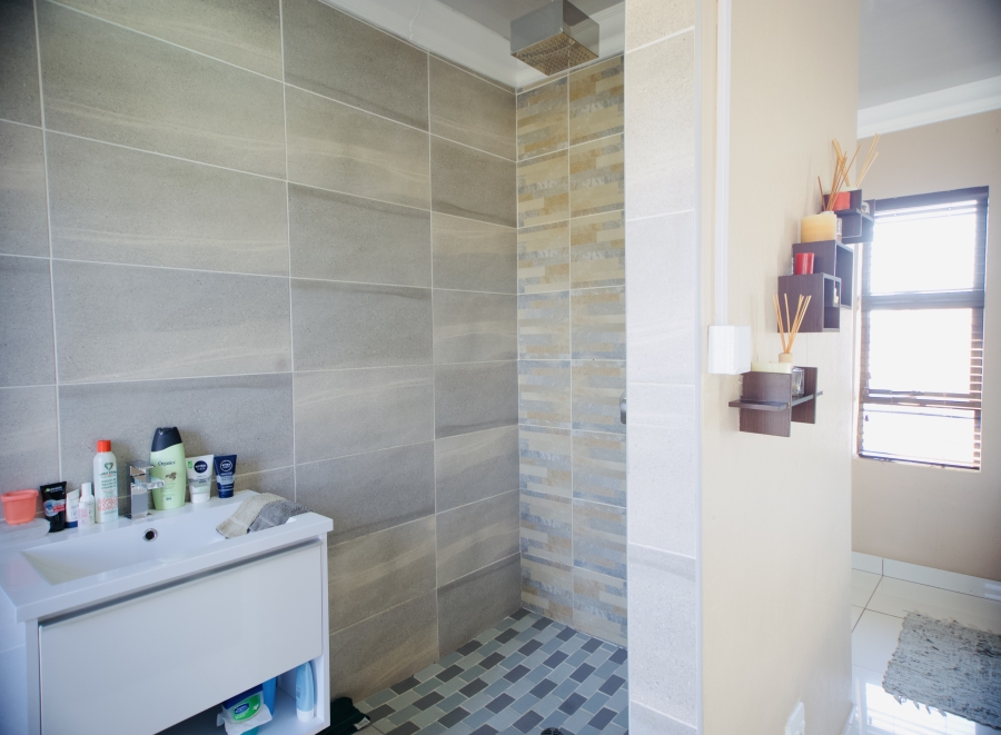 4 Bedroom Property for Sale in Selcourt Gauteng