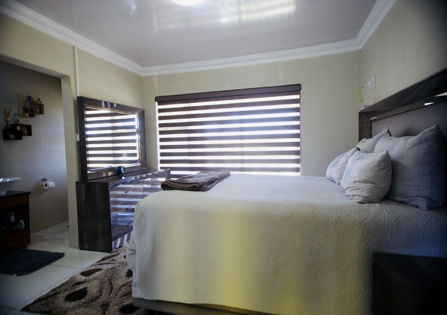 4 Bedroom Property for Sale in Selcourt Gauteng