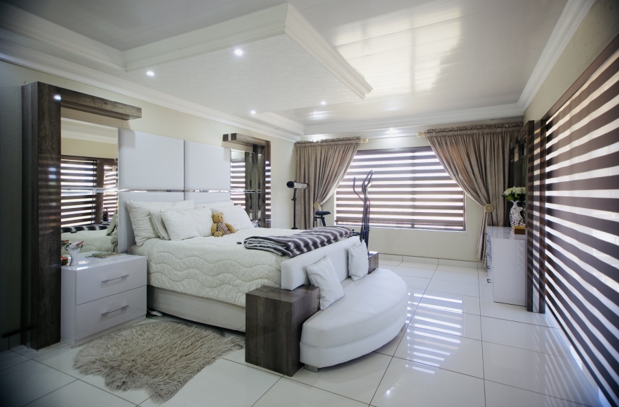 4 Bedroom Property for Sale in Selcourt Gauteng