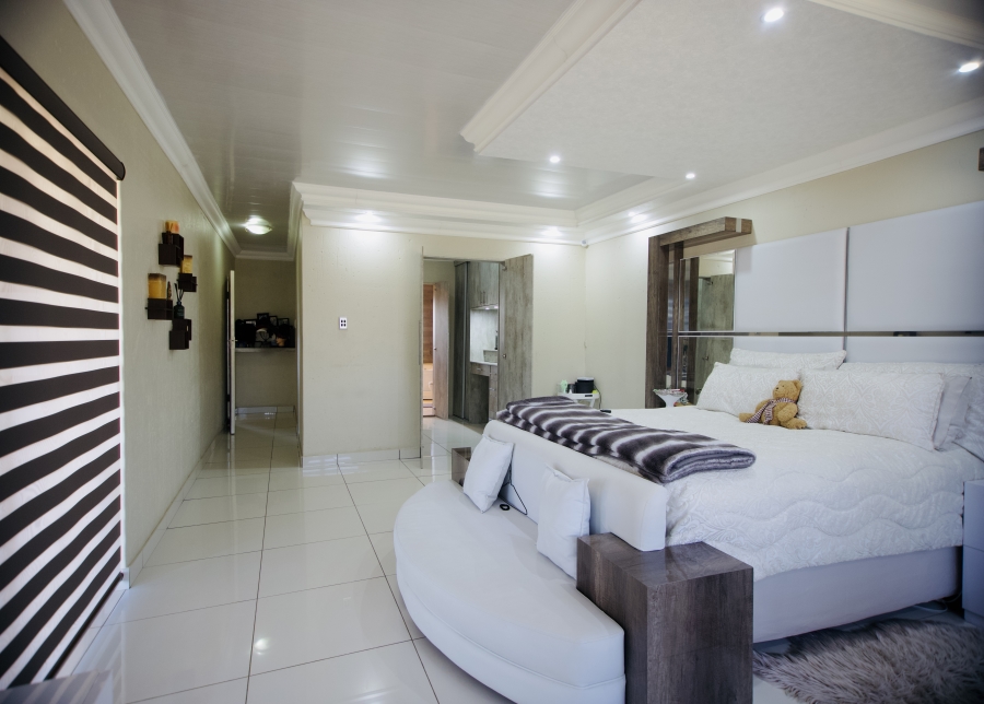 4 Bedroom Property for Sale in Selcourt Gauteng