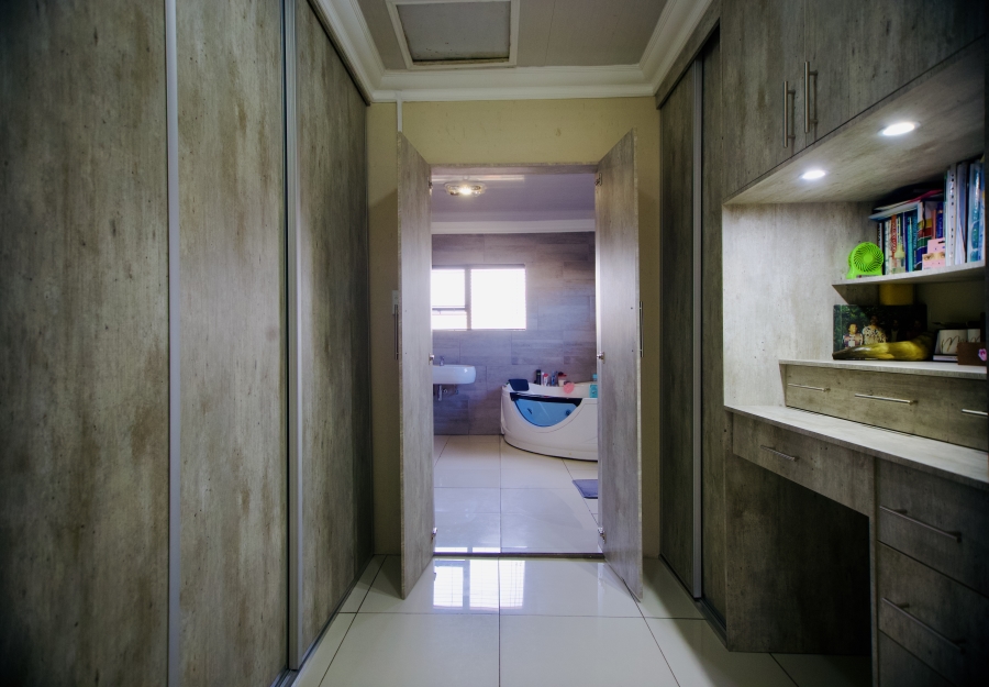 4 Bedroom Property for Sale in Selcourt Gauteng