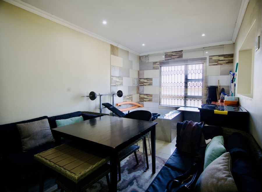 4 Bedroom Property for Sale in Selcourt Gauteng