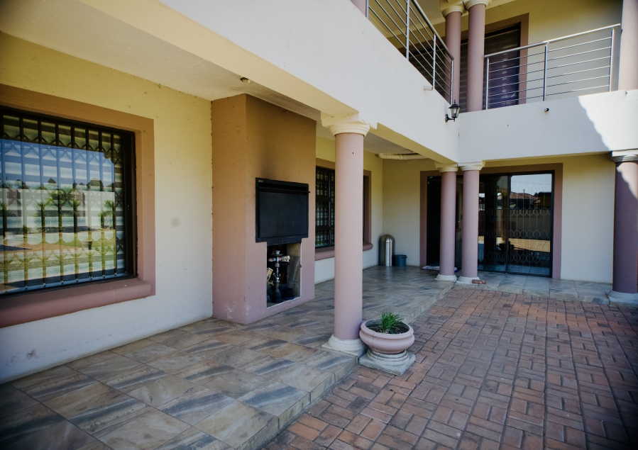 4 Bedroom Property for Sale in Selcourt Gauteng