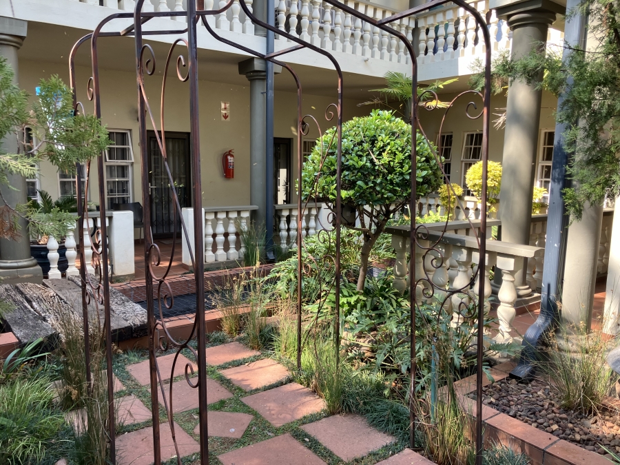 10 Bedroom Property for Sale in Colbyn Gauteng