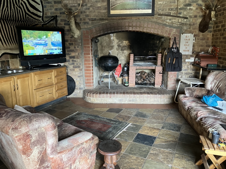10 Bedroom Property for Sale in Colbyn Gauteng