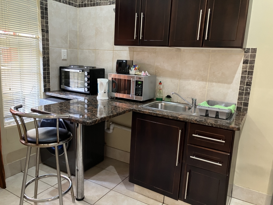 10 Bedroom Property for Sale in Colbyn Gauteng