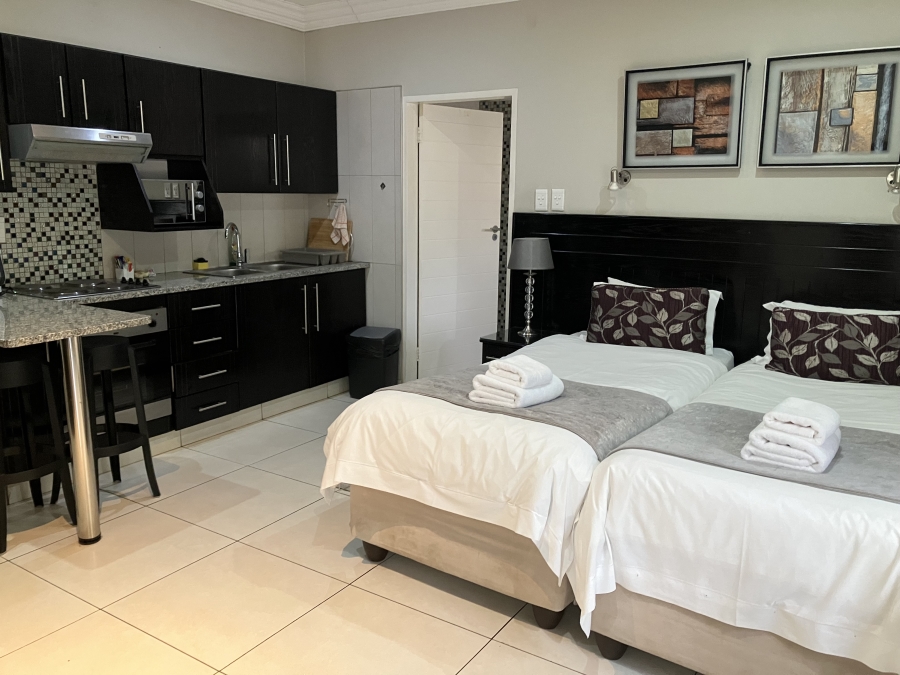 10 Bedroom Property for Sale in Colbyn Gauteng