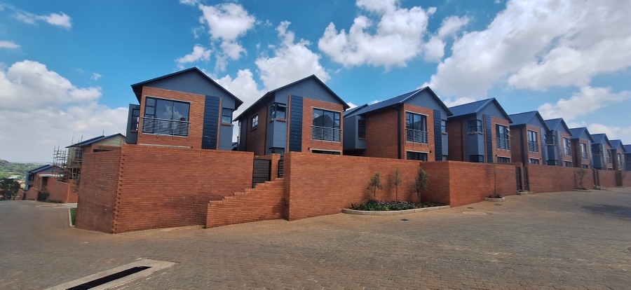 3 Bedroom Property for Sale in Olympus AH Gauteng