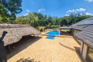 7 Bedroom Property for Sale in Raslouw Gauteng