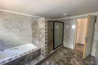 7 Bedroom Property for Sale in Raslouw Gauteng