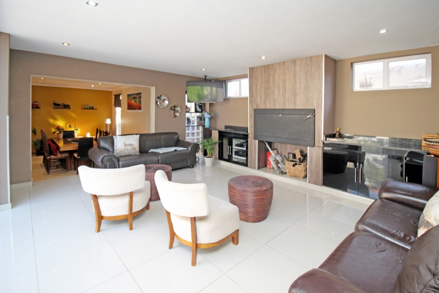 3 Bedroom Property for Sale in Kyalami Estates Gauteng