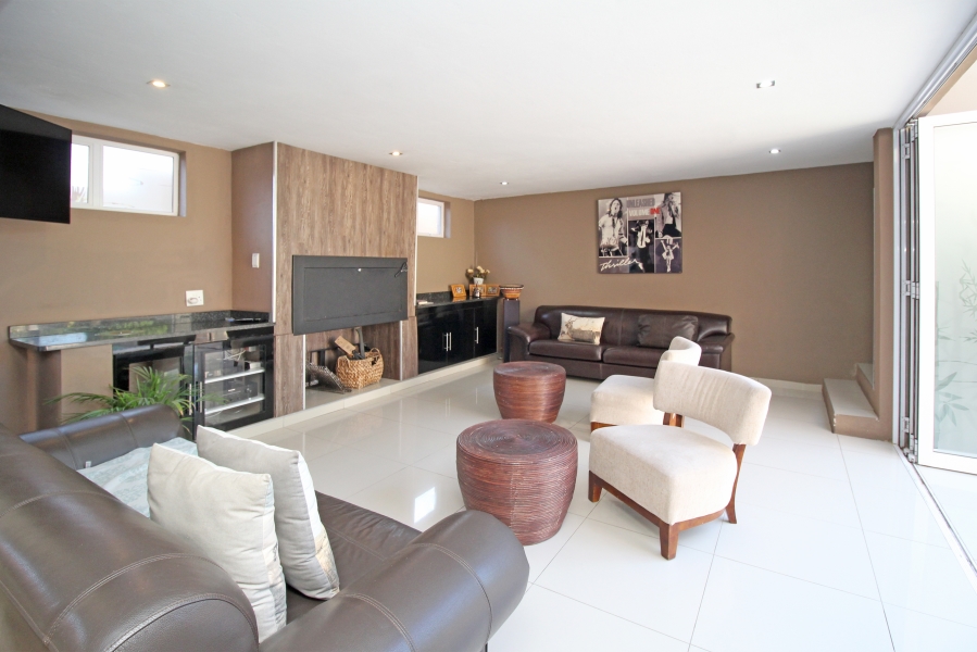 3 Bedroom Property for Sale in Kyalami Estates Gauteng