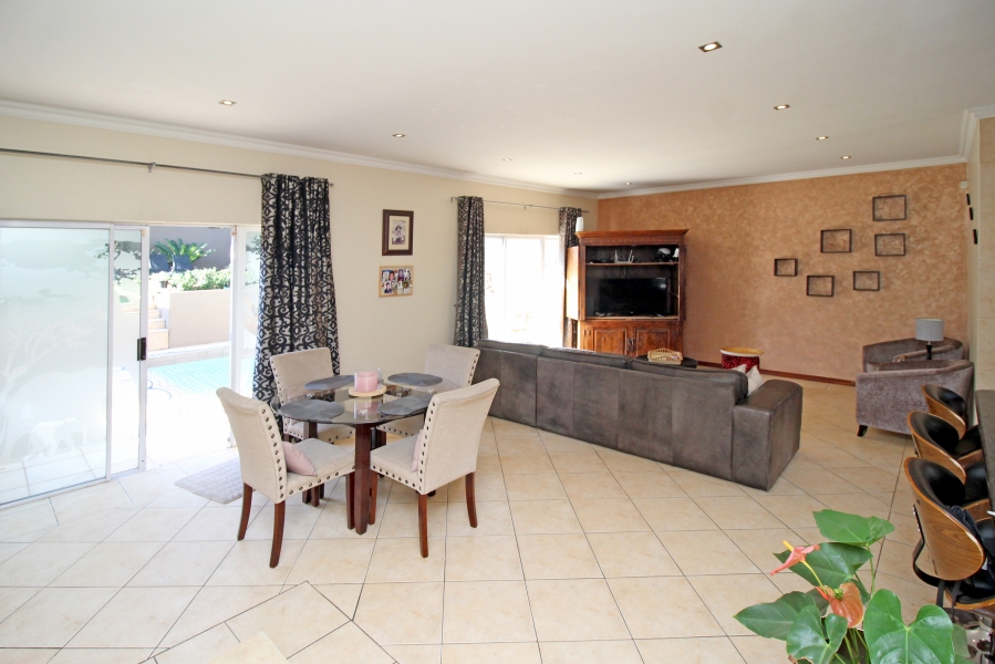 3 Bedroom Property for Sale in Kyalami Estates Gauteng