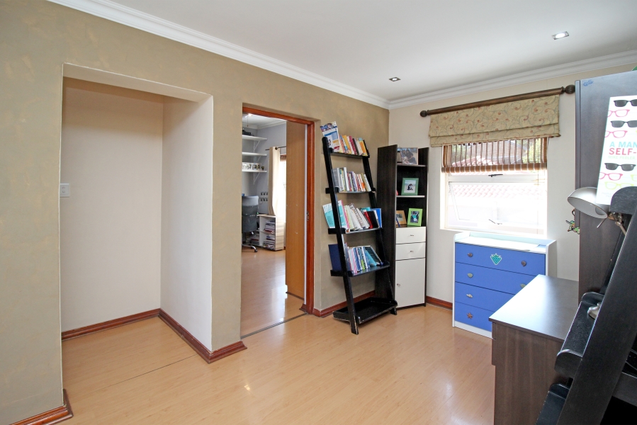 3 Bedroom Property for Sale in Kyalami Estates Gauteng