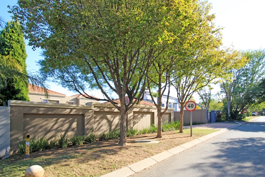 3 Bedroom Property for Sale in Kyalami Estates Gauteng