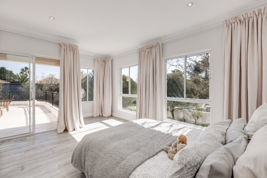 5 Bedroom Property for Sale in Dainfern Golf Estate Gauteng