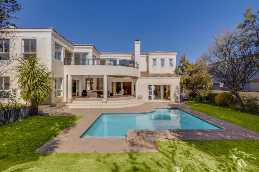 5 Bedroom Property for Sale in Dainfern Golf Estate Gauteng