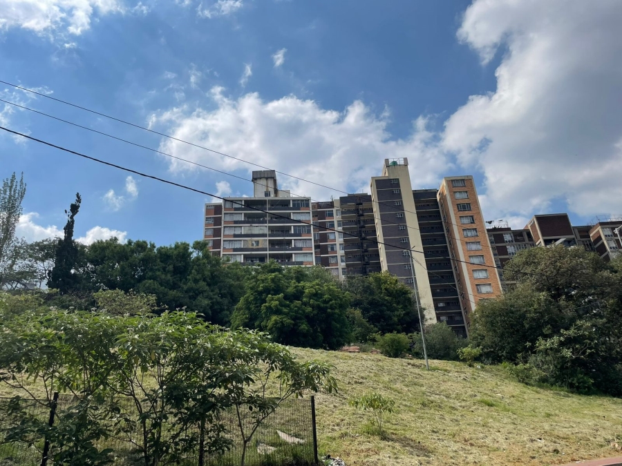 1 Bedroom Property for Sale in Berea Gauteng