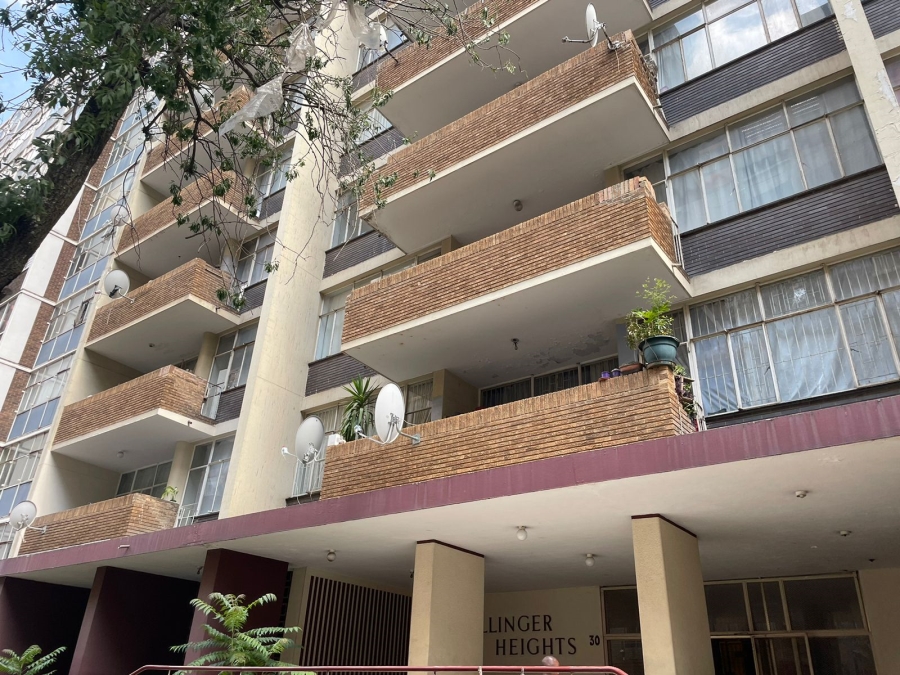 1 Bedroom Property for Sale in Berea Gauteng