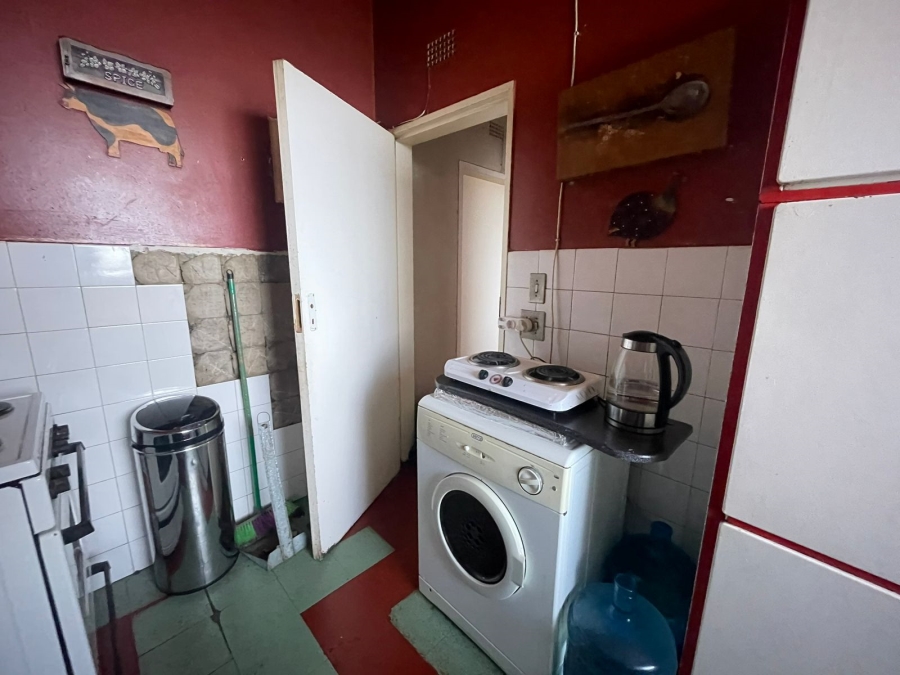 1 Bedroom Property for Sale in Berea Gauteng