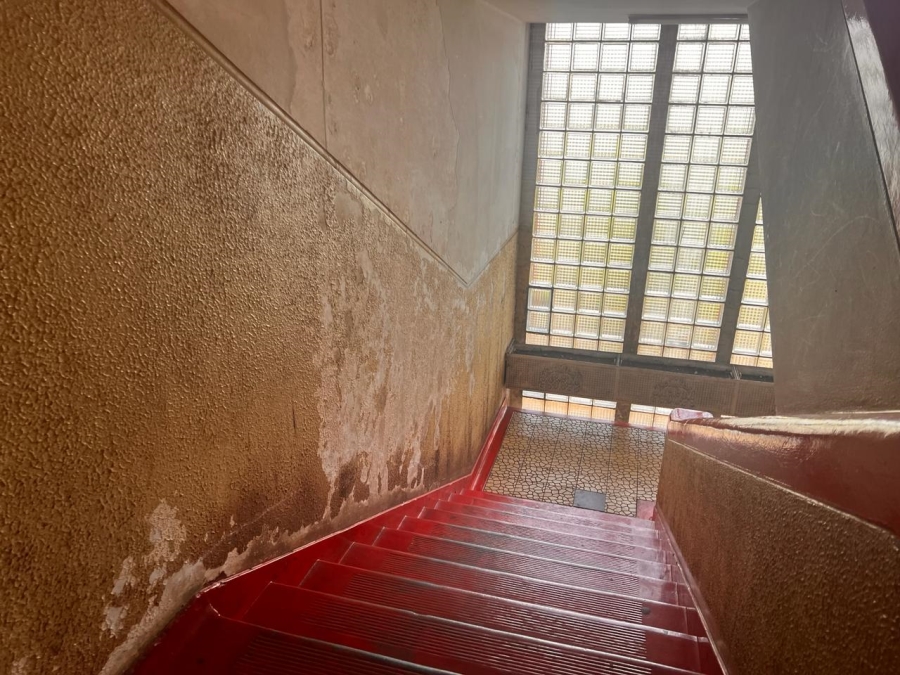 2 Bedroom Property for Sale in Yeoville Gauteng