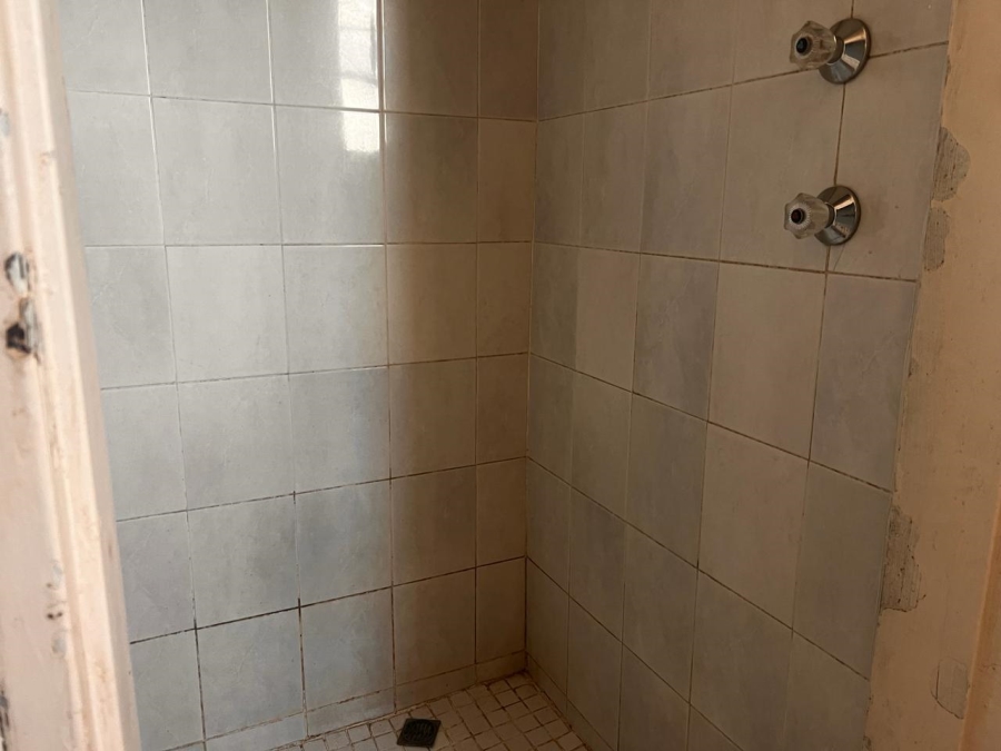 2 Bedroom Property for Sale in Yeoville Gauteng