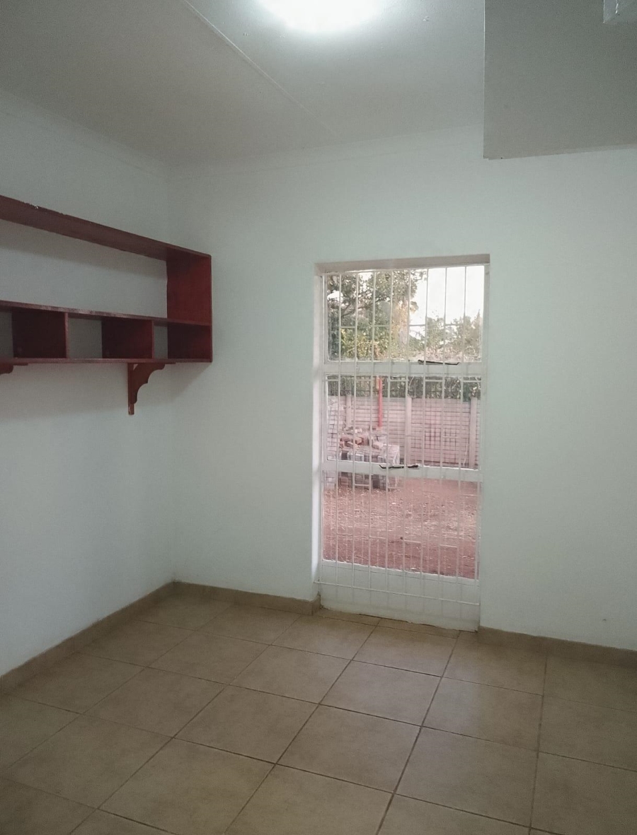 To Let 3 Bedroom Property for Rent in Erasmia Gauteng