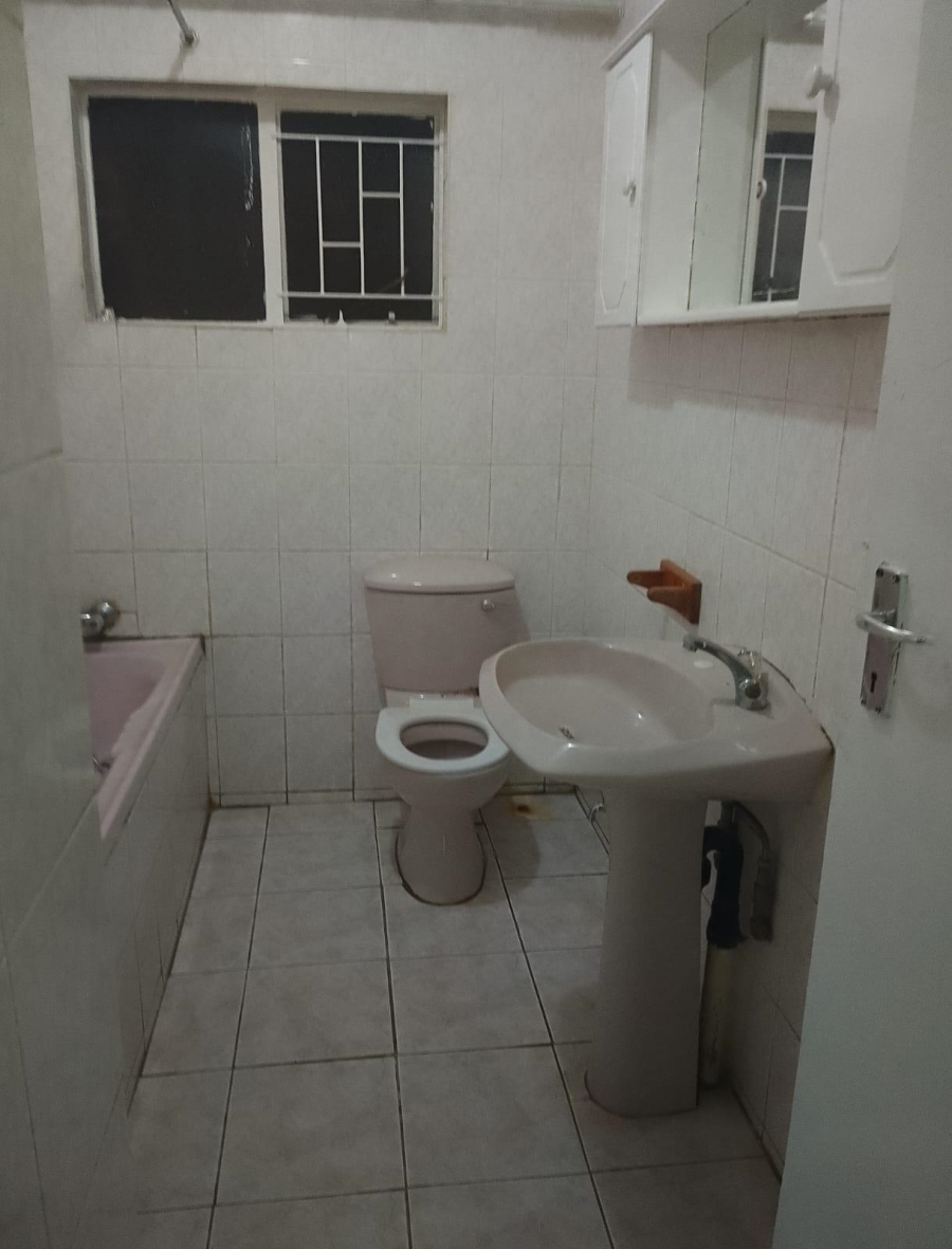 To Let 3 Bedroom Property for Rent in Erasmia Gauteng