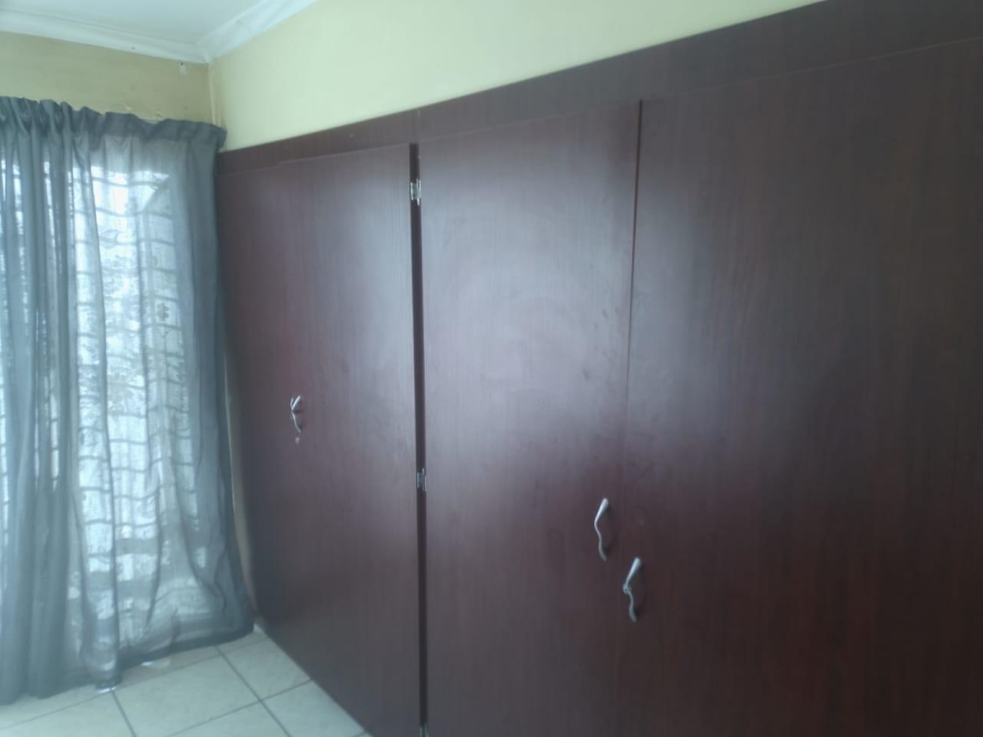 8 Bedroom Property for Sale in Laudium Gauteng