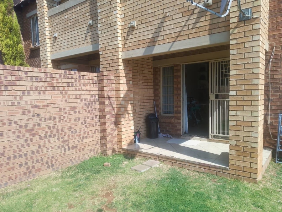 2 Bedroom Property for Sale in Mooikloof Ridge Gauteng