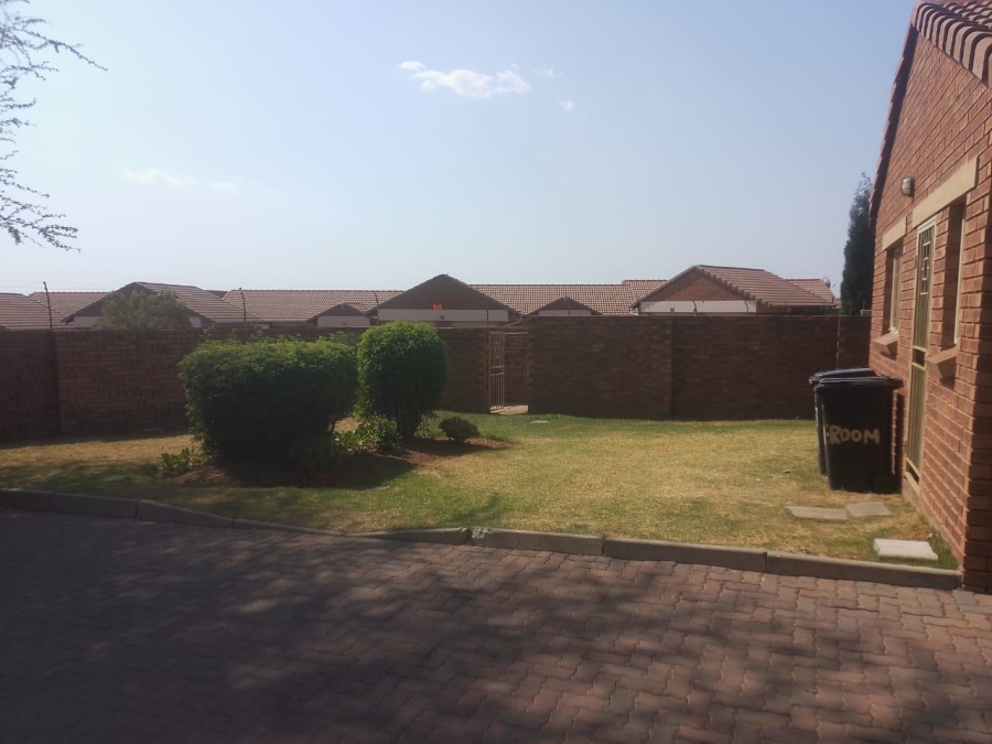 2 Bedroom Property for Sale in Mooikloof Ridge Gauteng