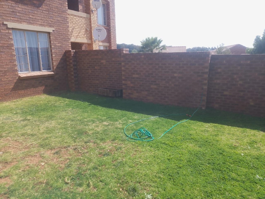 2 Bedroom Property for Sale in Mooikloof Ridge Gauteng