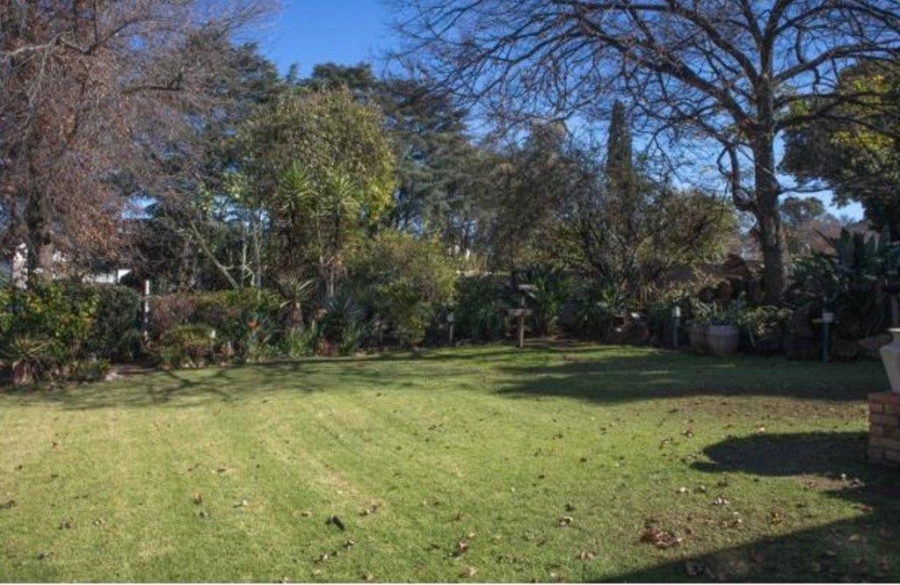 6 Bedroom Property for Sale in Dunvegan Gauteng