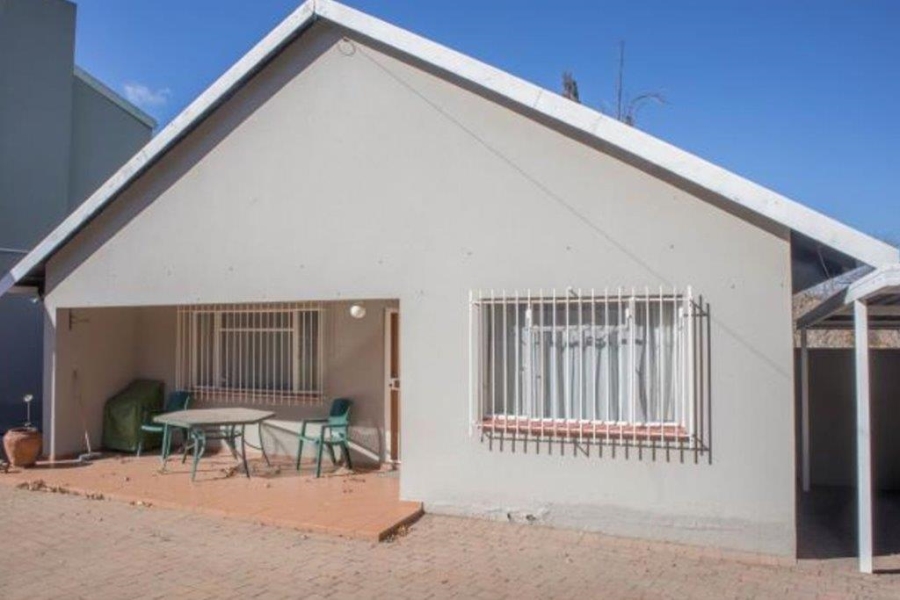6 Bedroom Property for Sale in Dunvegan Gauteng
