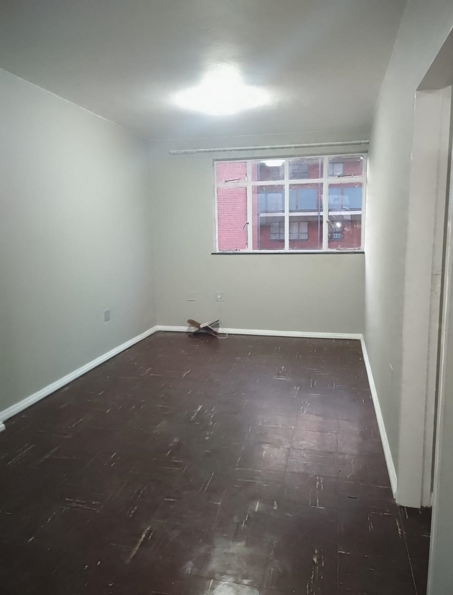2 Bedroom Property for Sale in Laudium Gauteng
