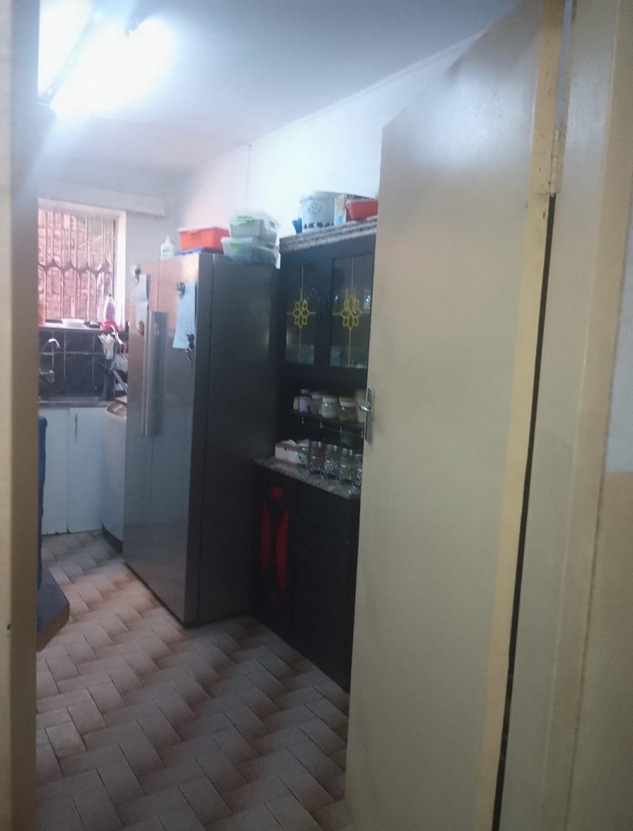 8 Bedroom Property for Sale in Laudium Gauteng